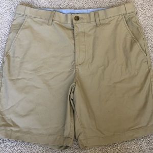Men’s flat front shorts.